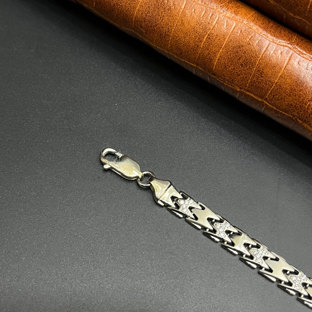 Silver Mens Bracelet W-Cut Crown Link With Stips 925