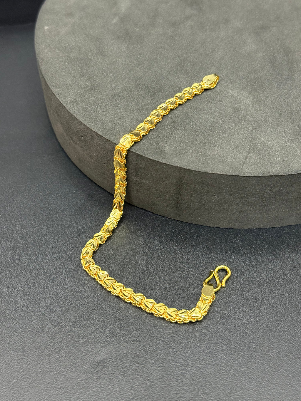 Silver Mens Gold Finished Bracelet HeartIN