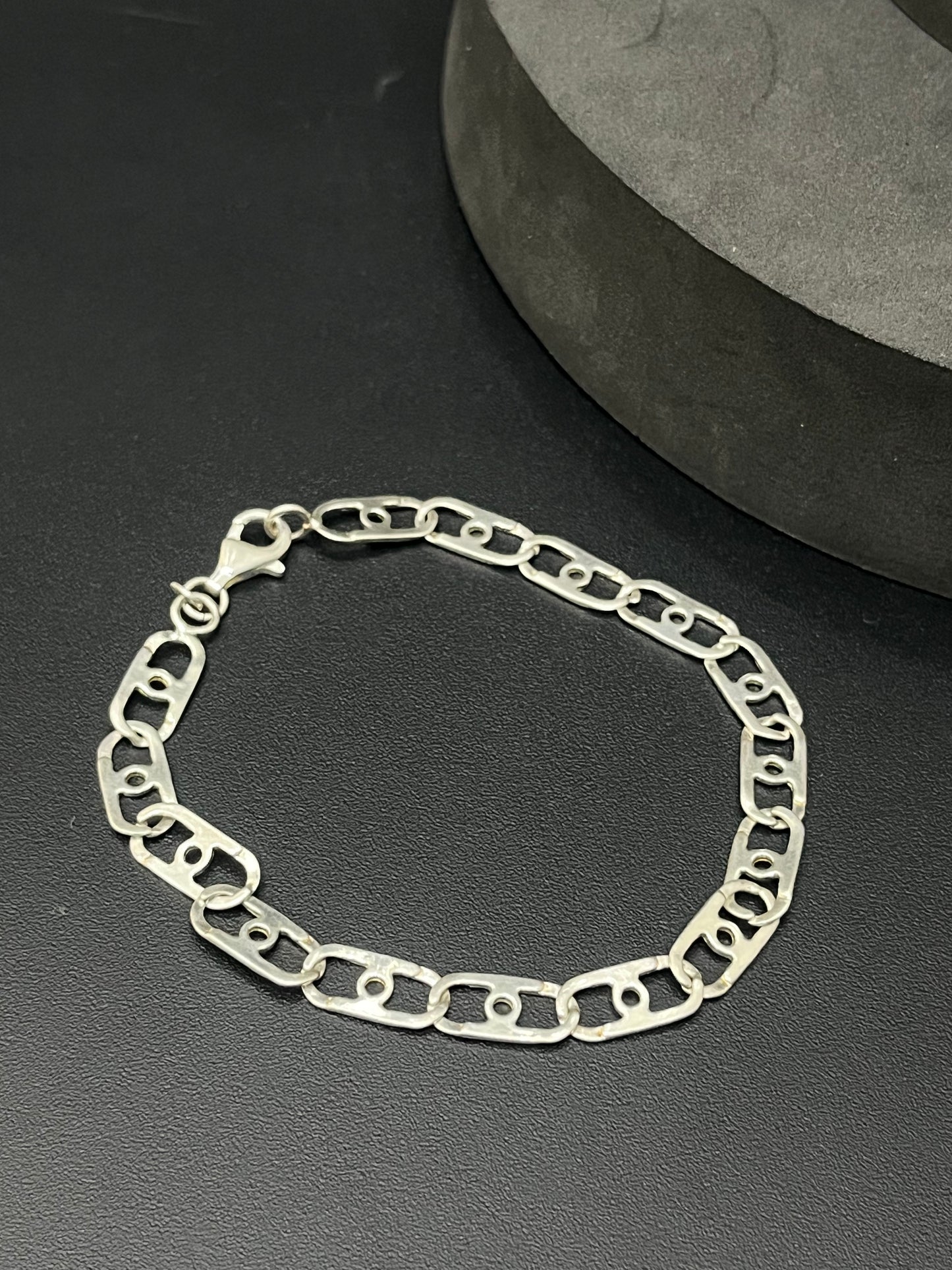Silver Gents Bracelet Oval Lock