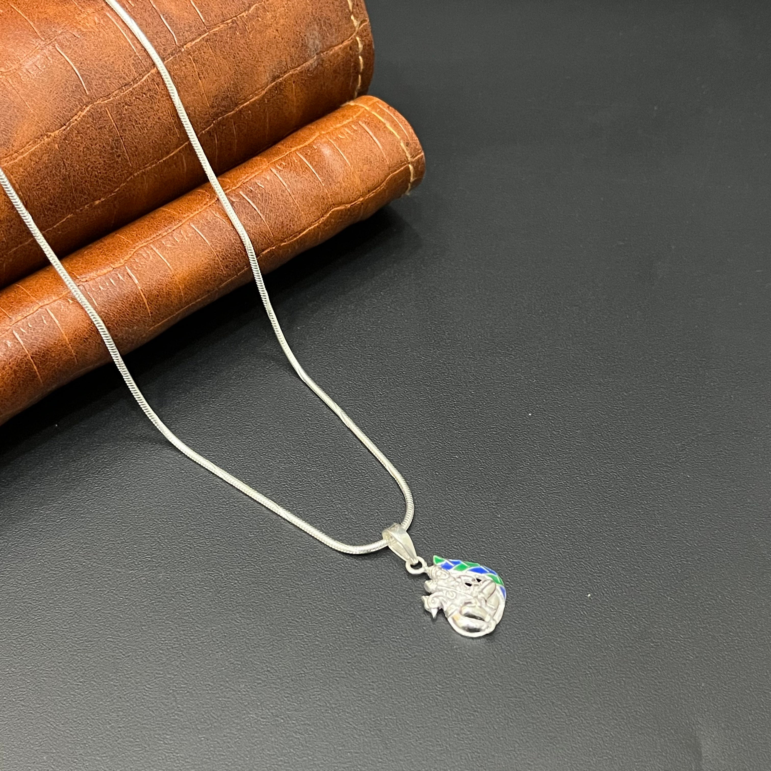 Silver Murugan Pendant Ds04