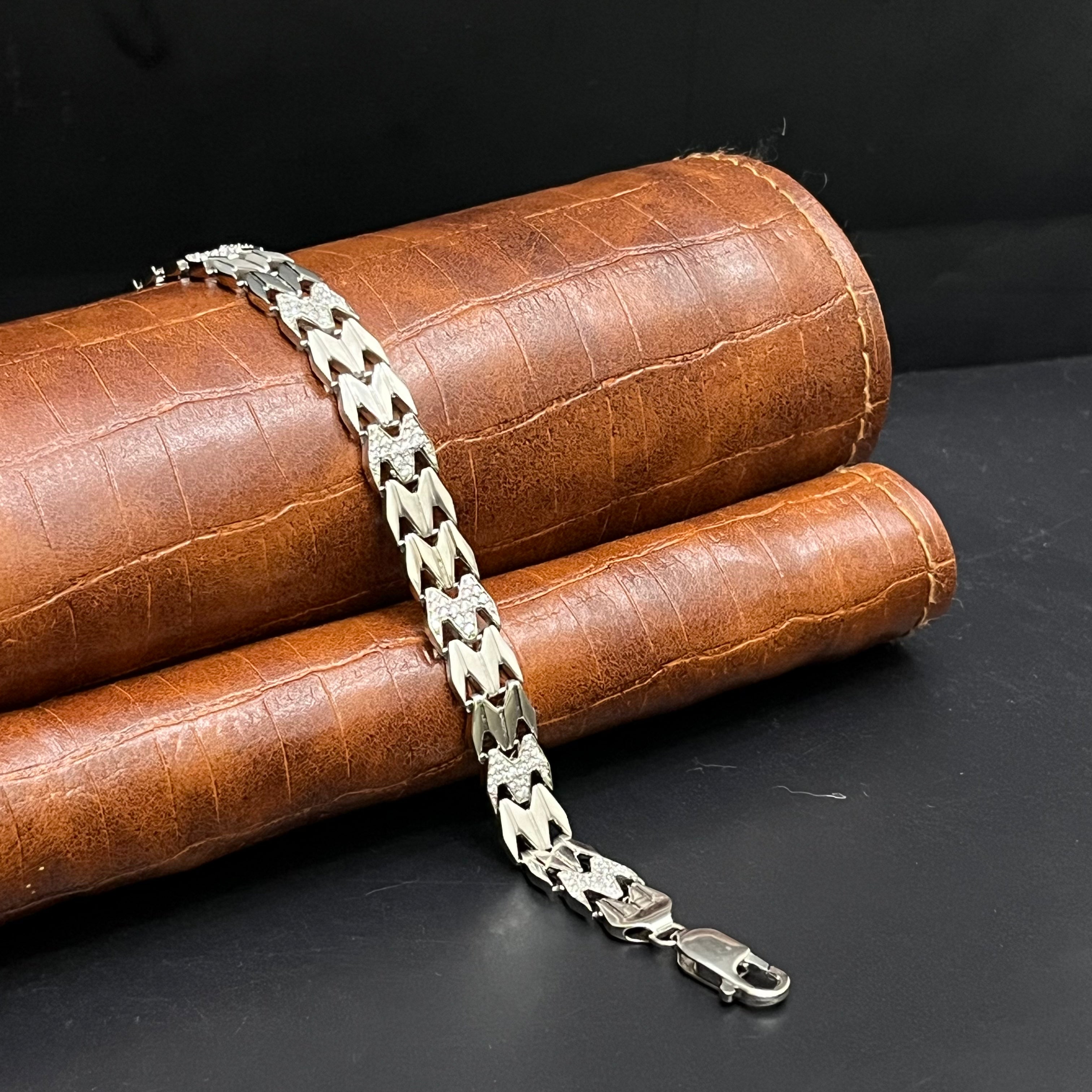 Silver Mens Bracelet W Cut With Luxury Stone  925
