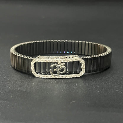 Silver Mens Flexible Band AD OM