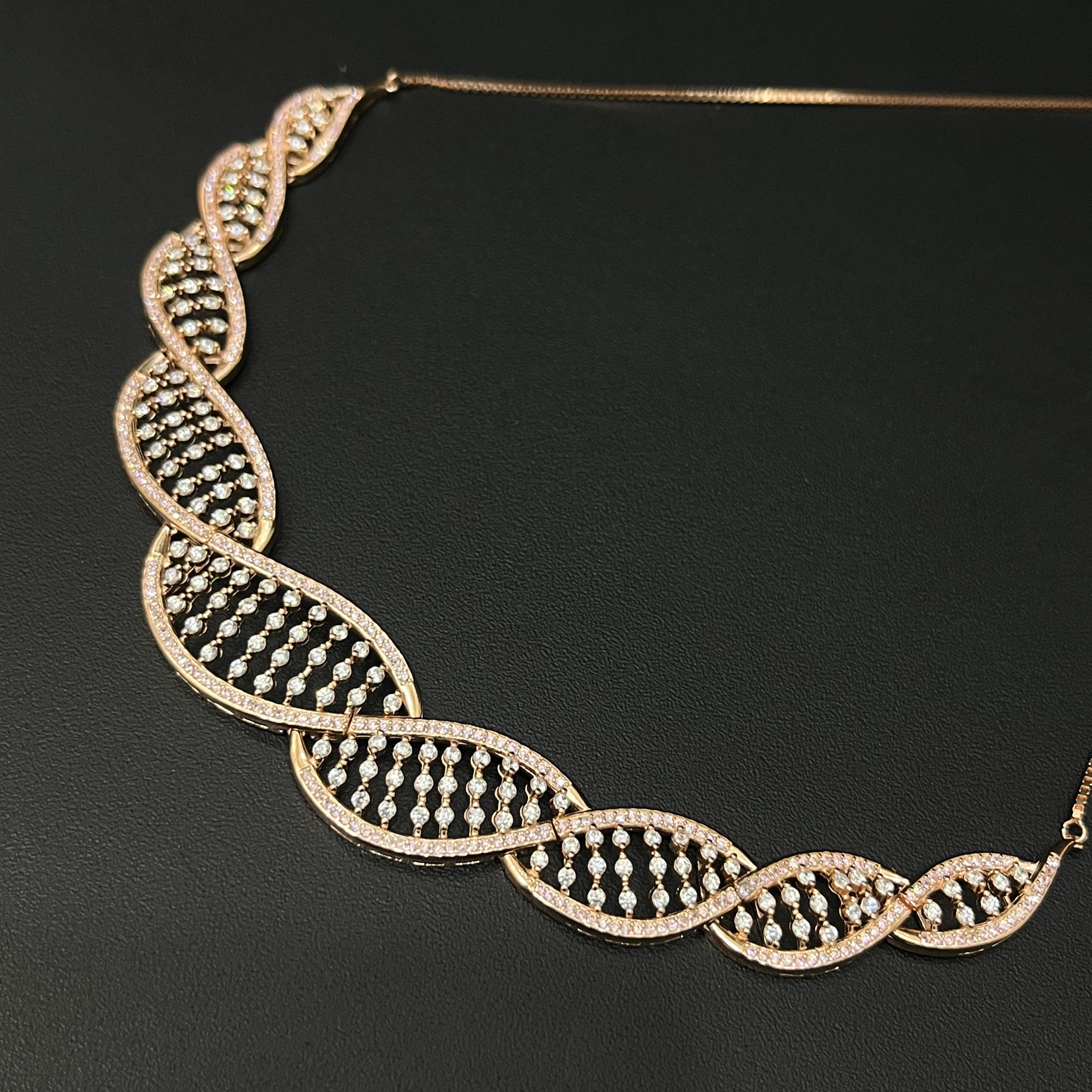 Silver Ladies DNA Design Rosegold Necklace