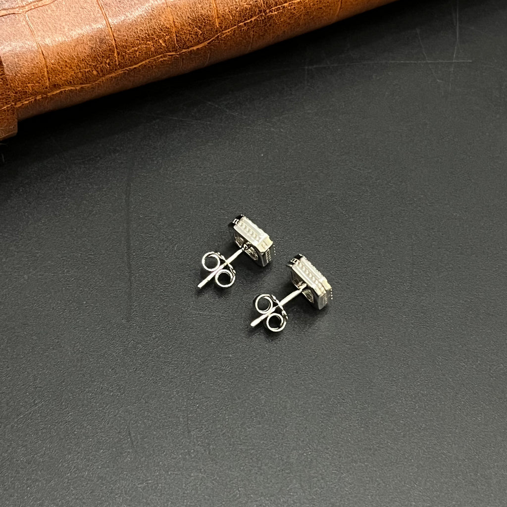 Silver Mens Stud Classic Square Black Crystal 925