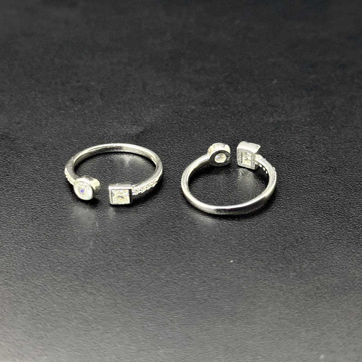 Ladies Silver Toe Rings_Cupid Curl SS