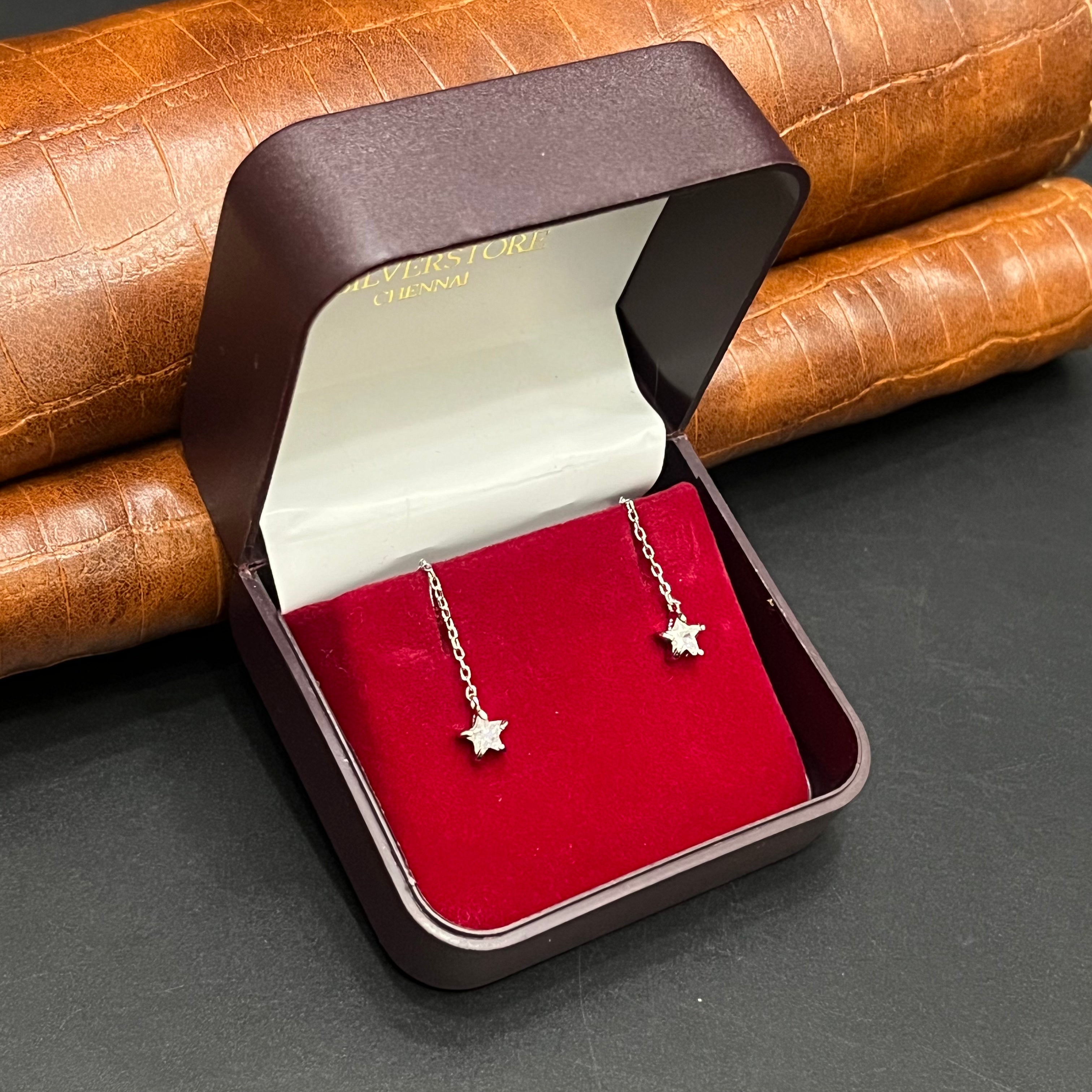 Silver Ladies Sui Daga Stud Hanging Star Edition 925