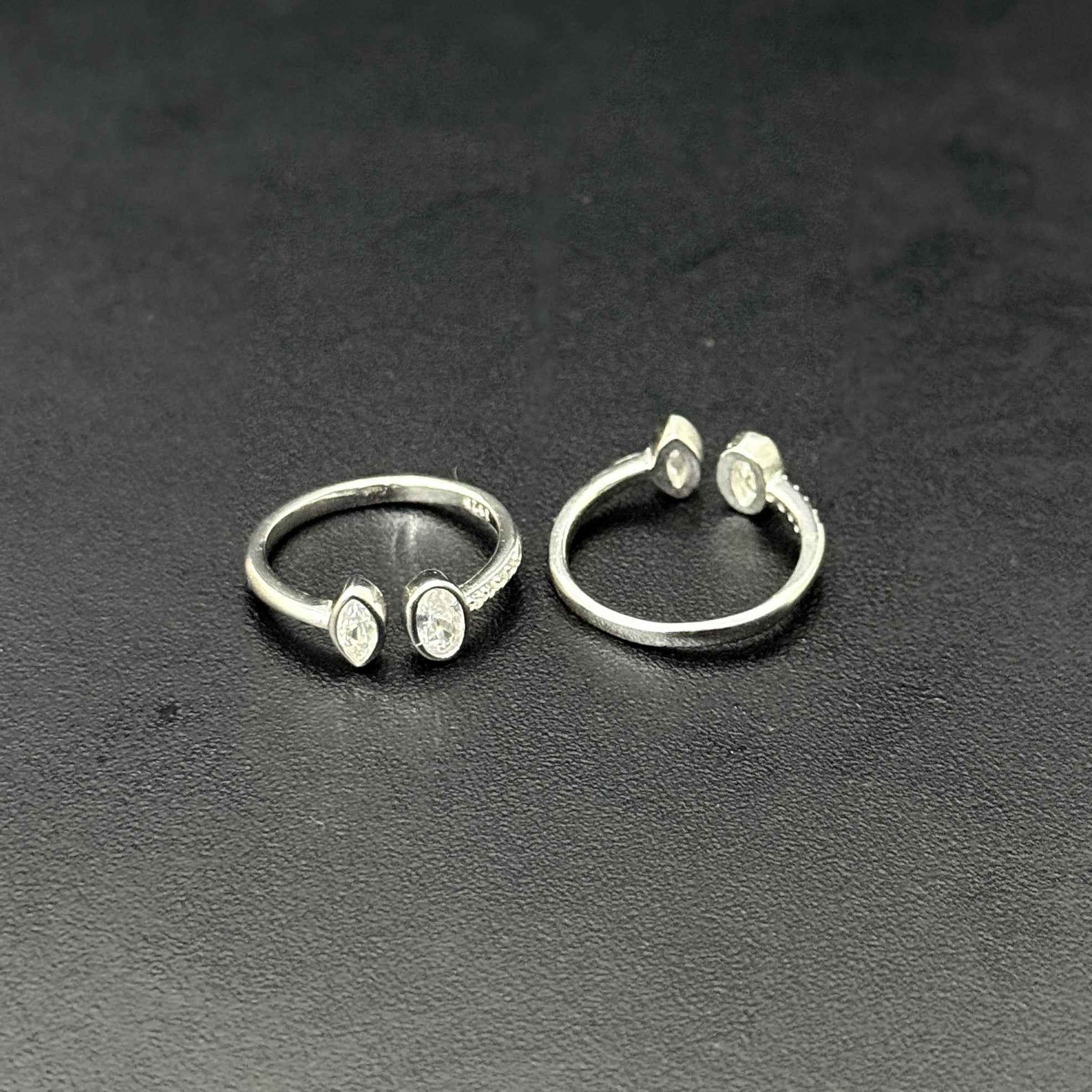 Ladies Silver Toe  Rings_Mandira Touch SS