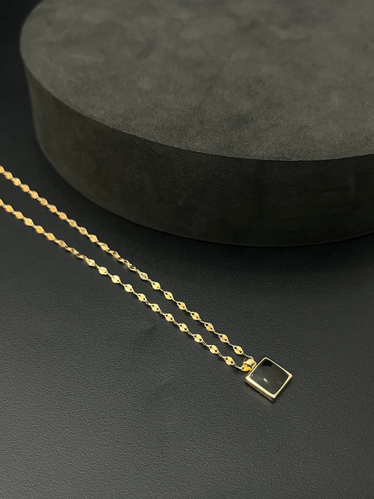 Ladies Silver Chain Black Stone Rectangle RG