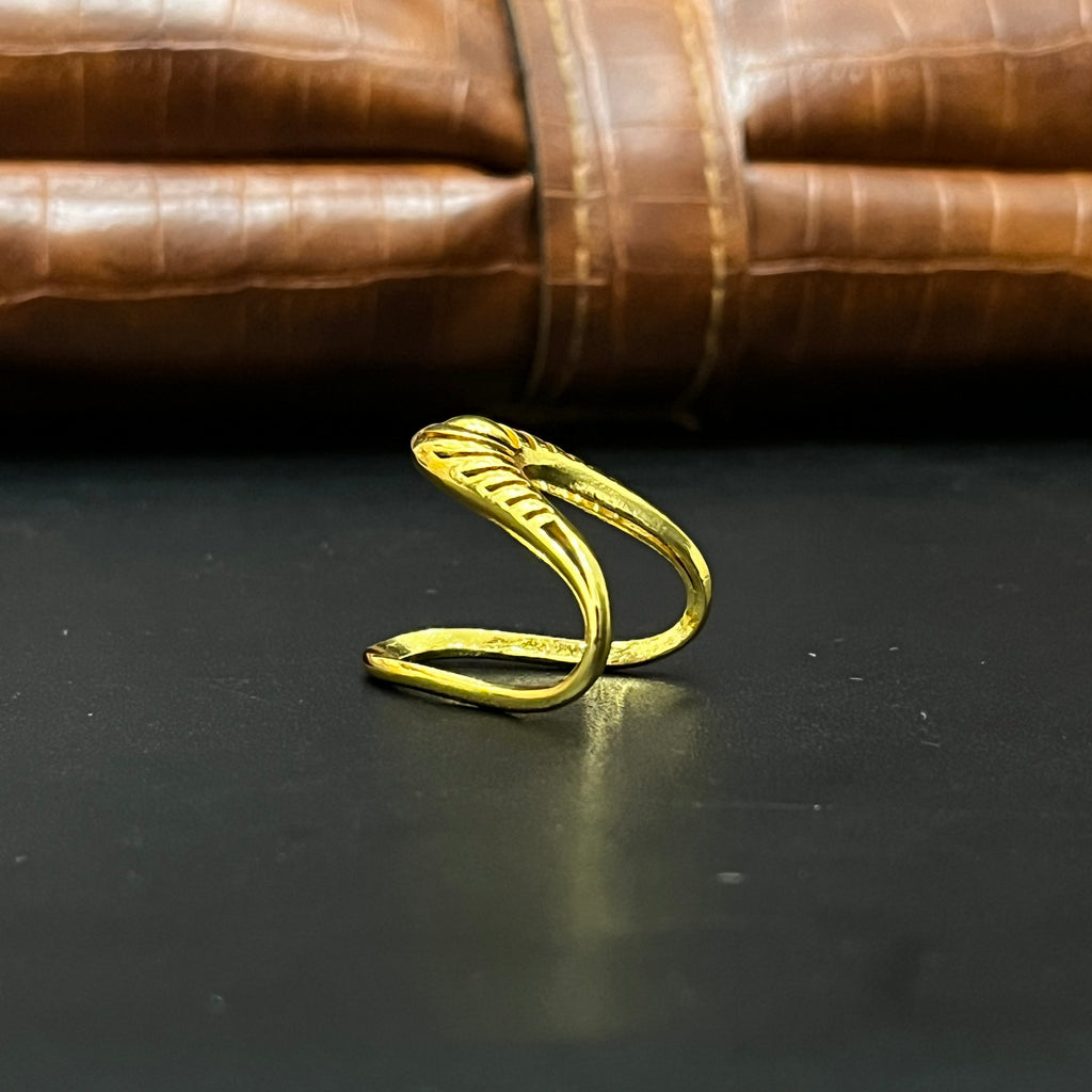 Silver Vanki Ring Gold Finished V01