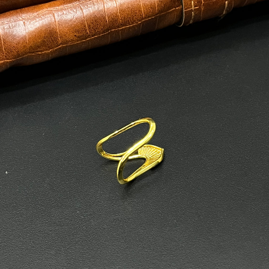 Silver Vanki Ring Gold Finished V07
