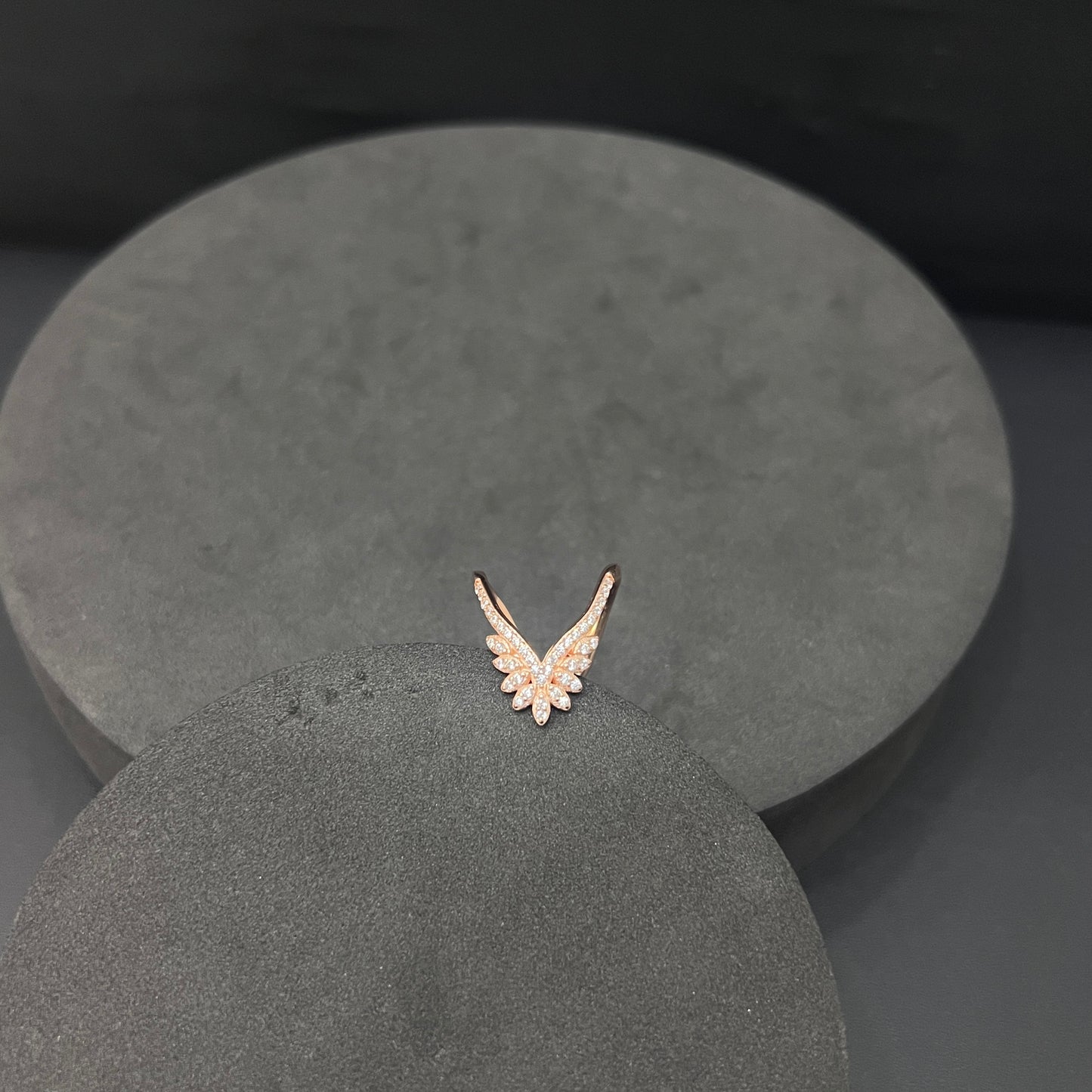 Silver Vanki Ladies Ring V Floral RG