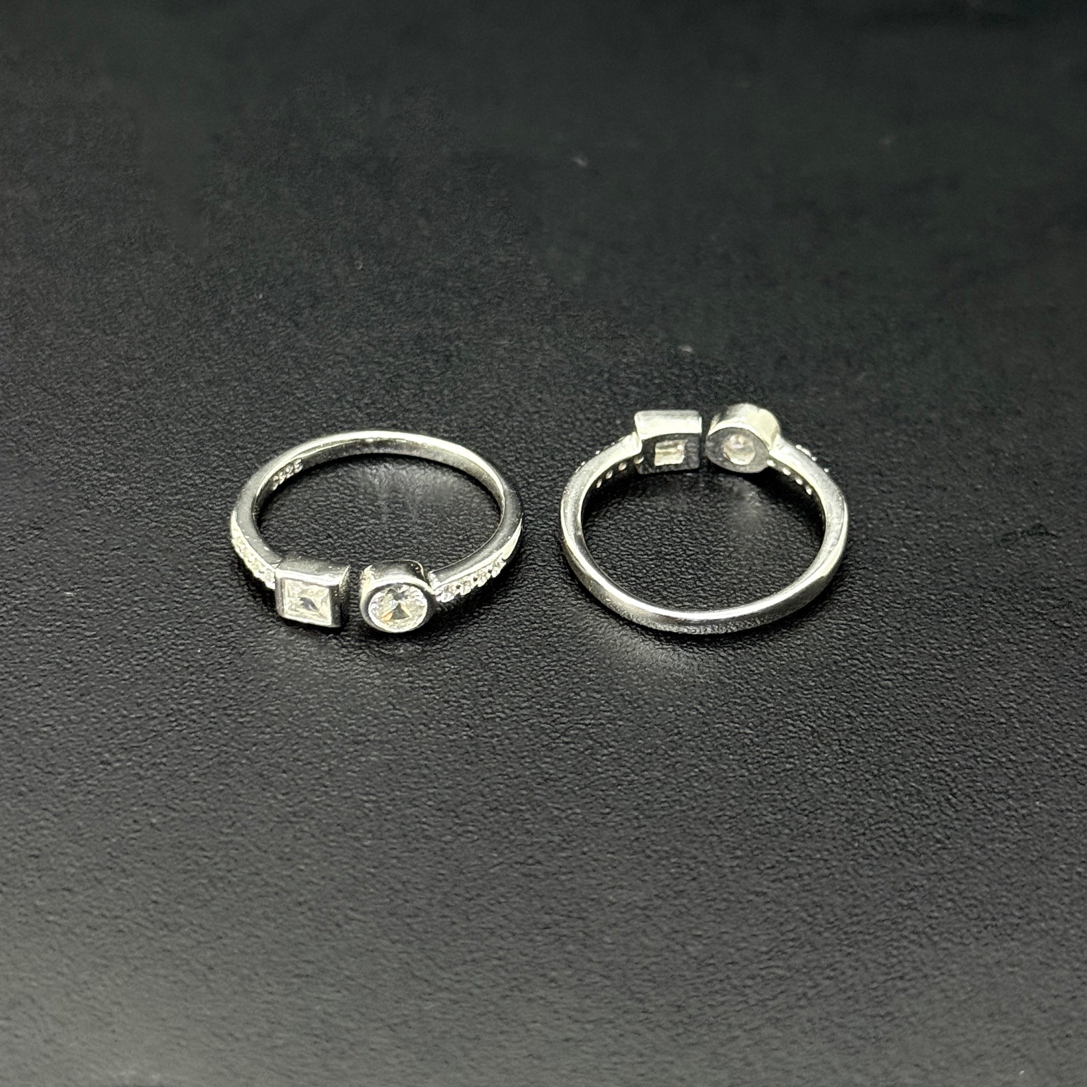 Ladies Toe Rings Cz AD