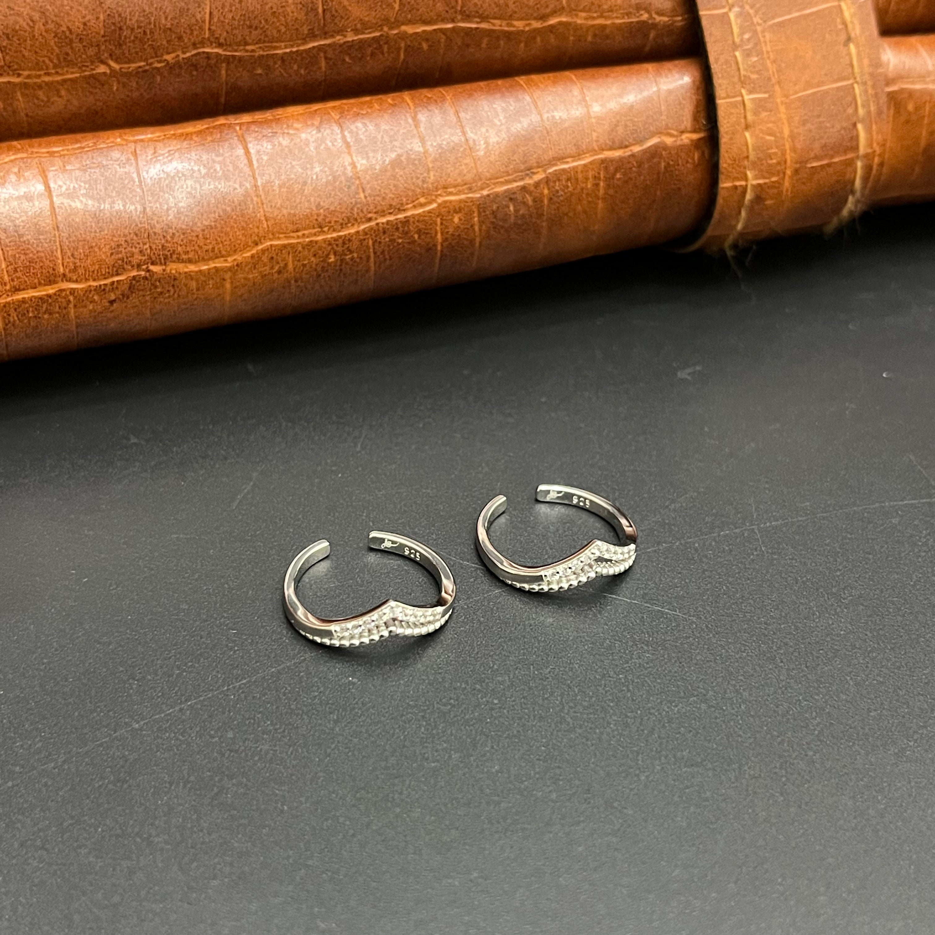 Silver Ladies Toe Ring Vanki V 925