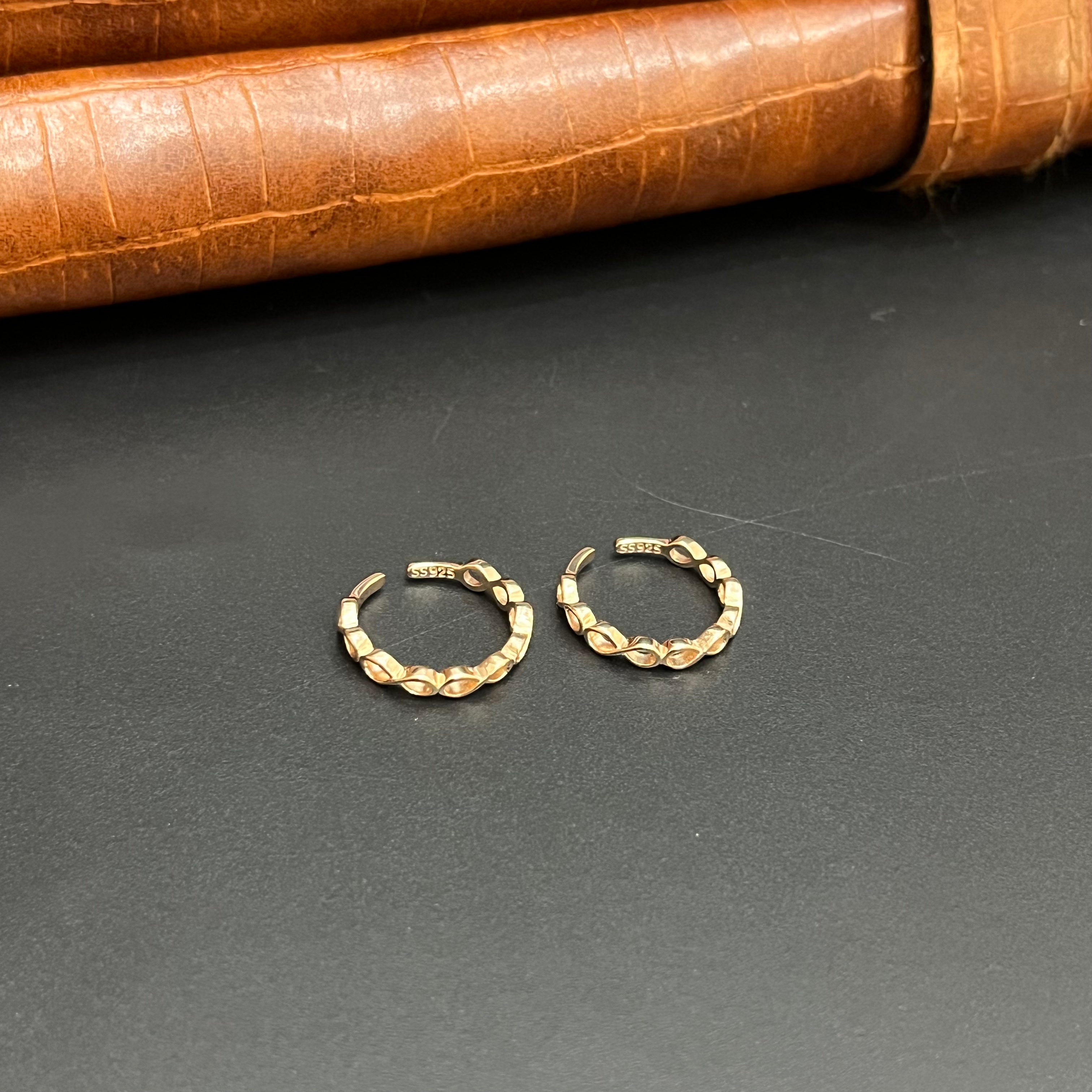 Silver Ladies Toe Ring Multiple Infinity Rosegold