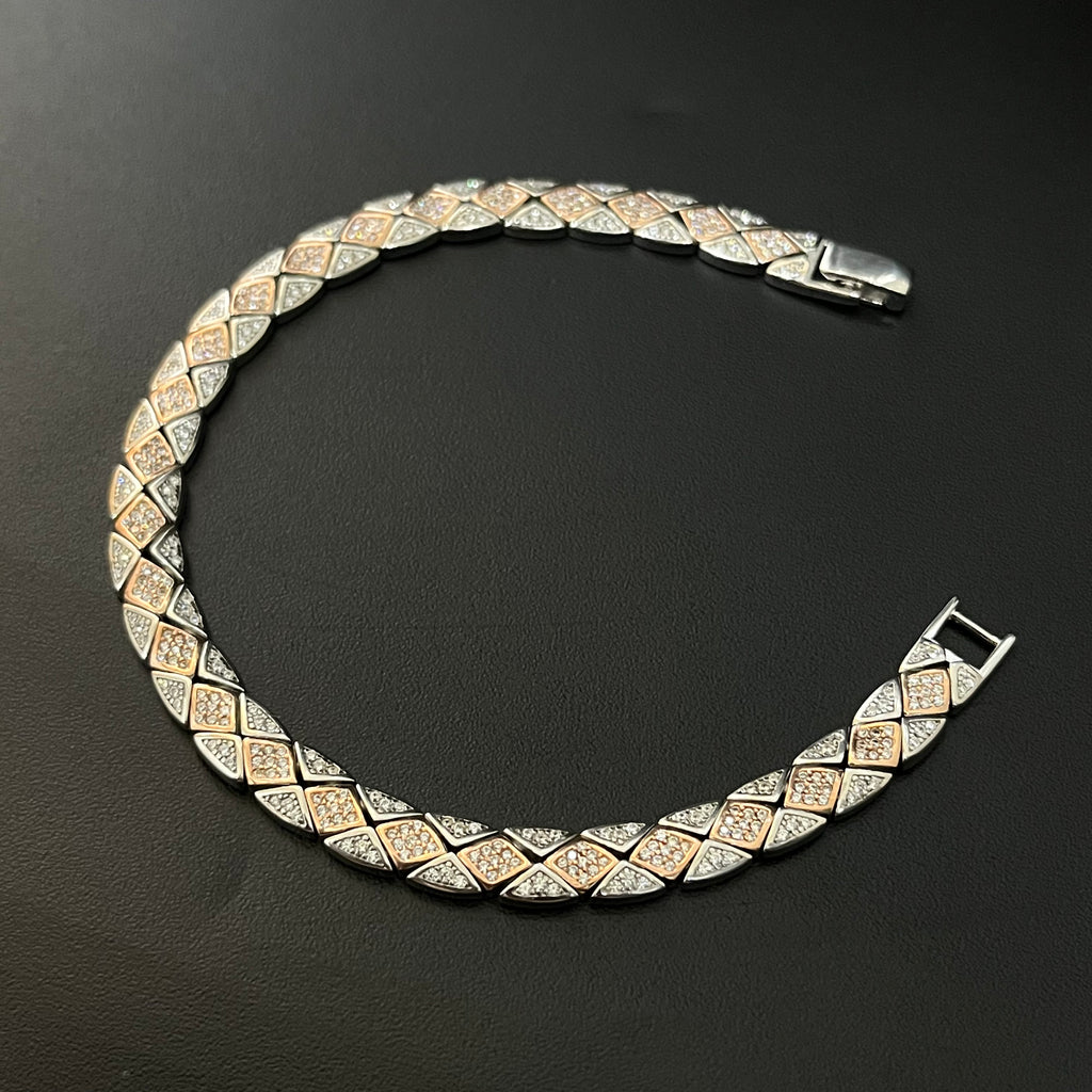 Silver Mens Bracelet Center Kathli Cut