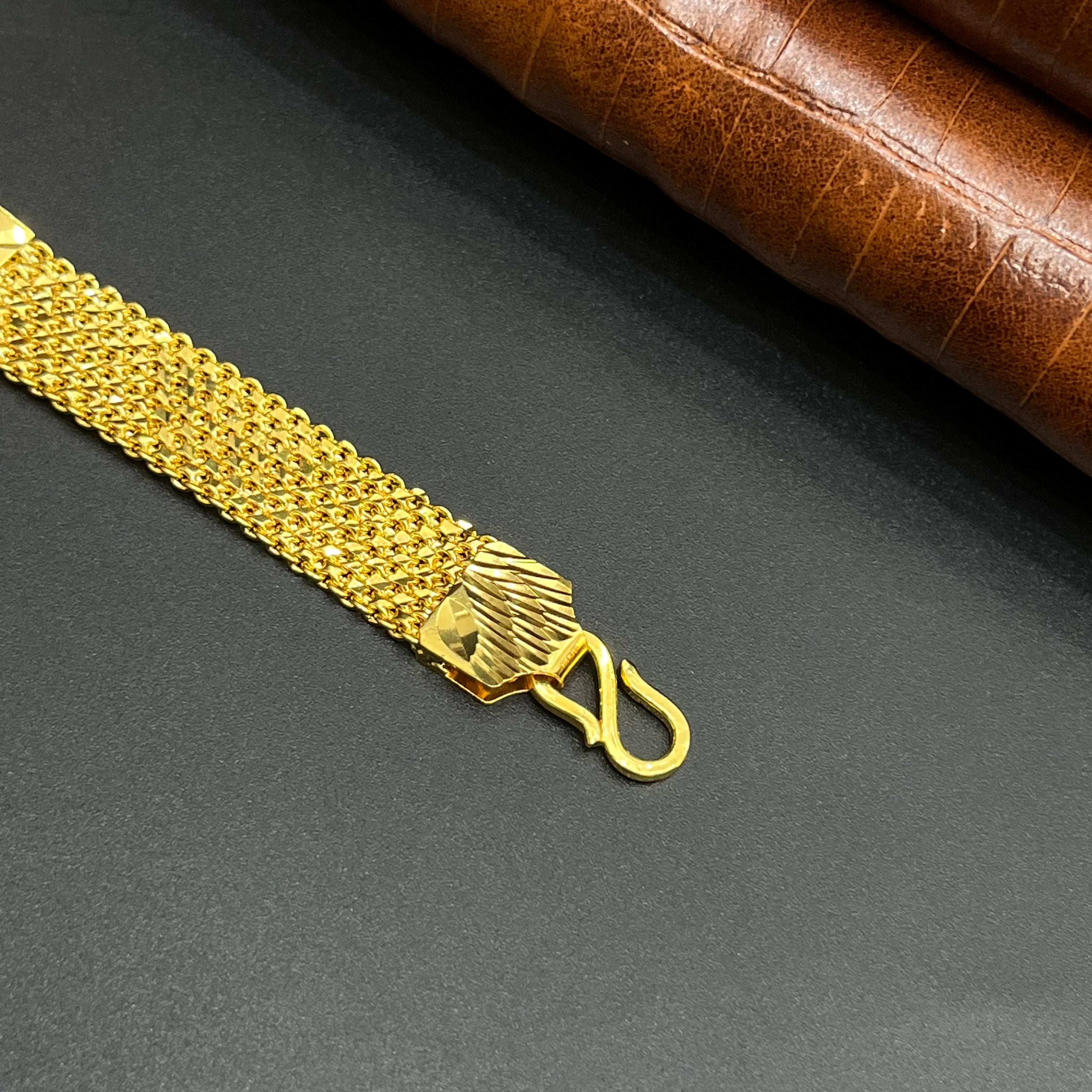 Silver Mens Bracelet Premium Interlocking diamond cut textured links Gold Finish 925