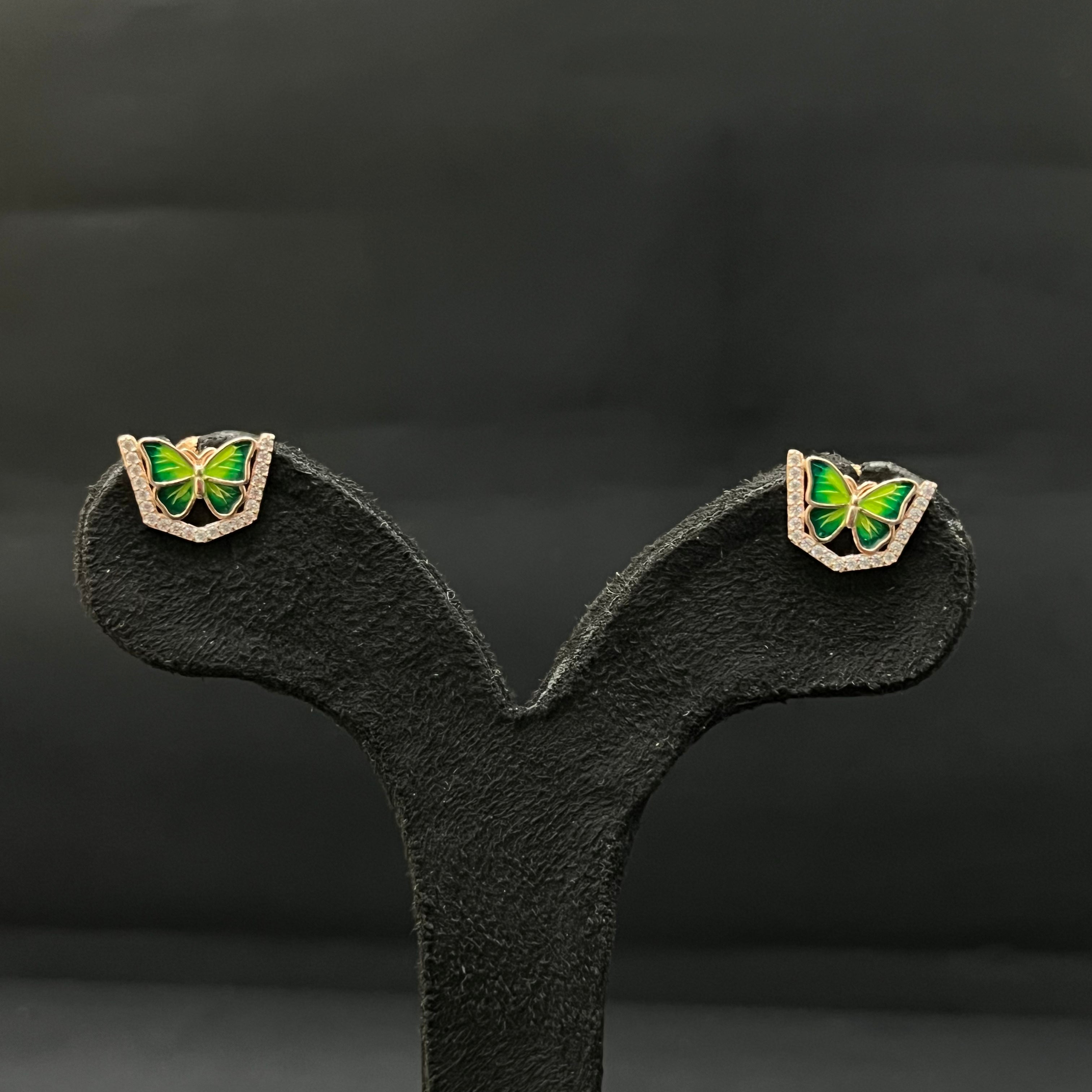 Silver Ladies Pendant Chain Butterfly Green
